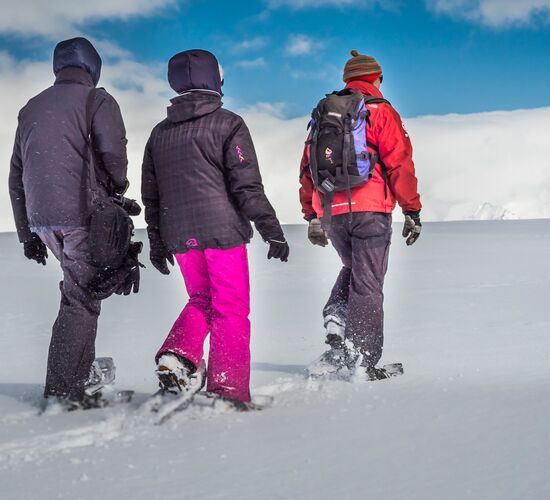 Nordspitzbergen Basecamp - Kajakfahren, Schneeschuhwandern, Wandern & Fotoworkshop © Antarktis Base Camp